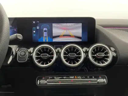 Photo 33 Mercedes GLA  250 e Hybrid EQ 8G-DCT