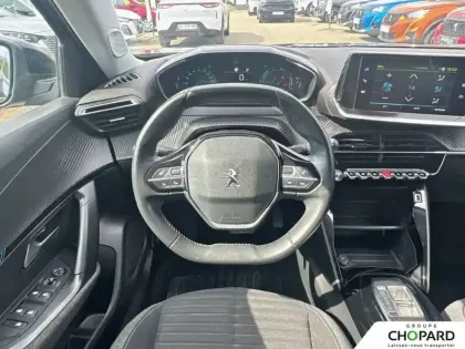 Photo 15 Peugeot 2008  Electrique 136 ch