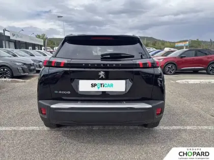 Photo 27 Peugeot 2008  Electrique 136 ch