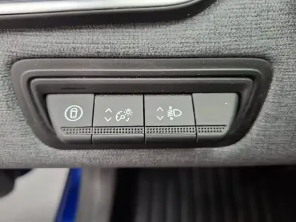Photo 32 Renault Clio  Blue dCi 100 ch GSR2