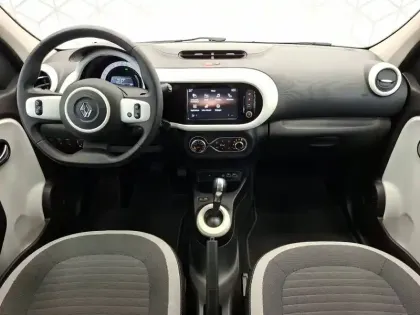 Photo 11 Renault Twingo  III E-Tech