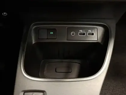 Photo 31 Renault Twingo  III E-Tech