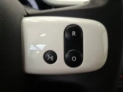 Photo 36 Renault Twingo  III E-Tech