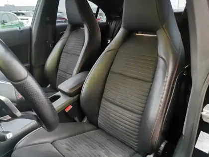 Photo 9 Mercedes CLA 220 CDI Inspiration pack AMG l