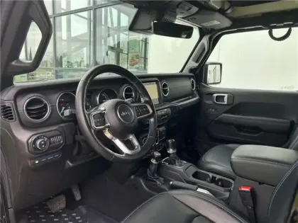 Photo 17 Jeep Wrangler UNLIMITED 4XE 2.0 L T 380 CH PHEV 4X4 BVA8