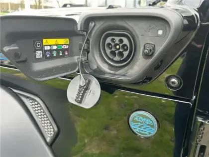 Photo 28 Jeep Wrangler UNLIMITED 4XE 2.0 L T 380 CH PHEV 4X4 BVA8