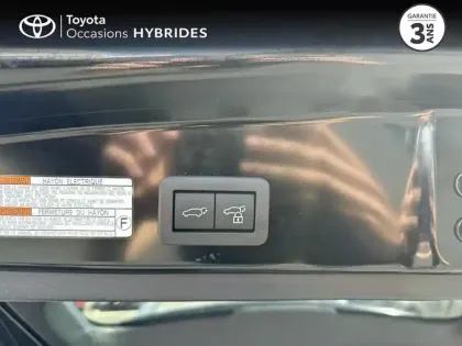 Photo 8 Toyota Corolla  Cross 1.8 140ch Style Confort