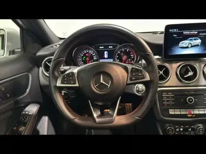 Photo 8 Mercedes GLA  180 Fascination 7G-DCT