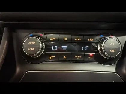 Photo 13 Mercedes GLA  180 Fascination 7G-DCT
