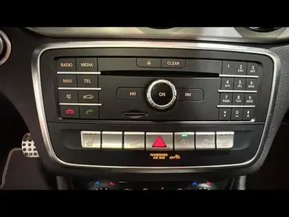Photo 12 Mercedes GLA  180 Fascination 7G-DCT