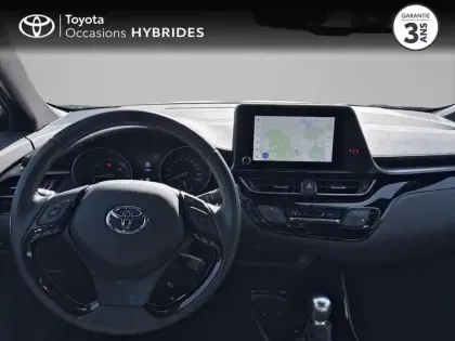 Photo 7 Toyota C-HR  1.8 Hybride 122ch Design Ultimate E-CVT