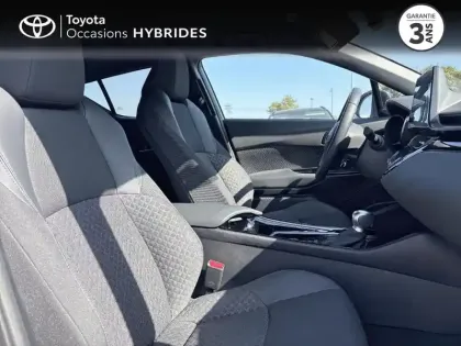 Photo 5 Toyota C-HR  1.8 Hybride 122ch Design Ultimate E-CVT