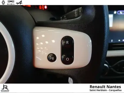 Photo 13 Renault Twingo  1.0 SCe 65ch Equilibre