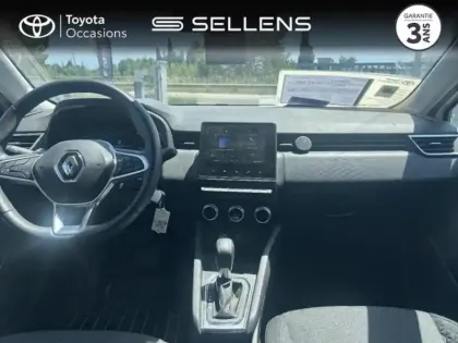 Photo 7 Renault Clio  1.6 E-Tech hybride 145ch Equilibre