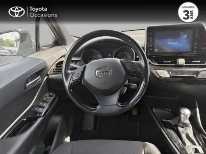 Photo 8 Toyota C-HR  122h Graphic 2WD E-CVT