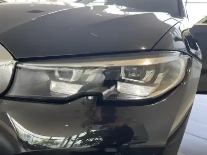 Photo 9 BMW Serie 3 Série 3 Touring 320dA MH 190ch Business Design
