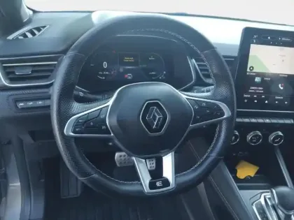Photo 14 Renault Captur  1.6 E-Tech hybride 145ch Engineered