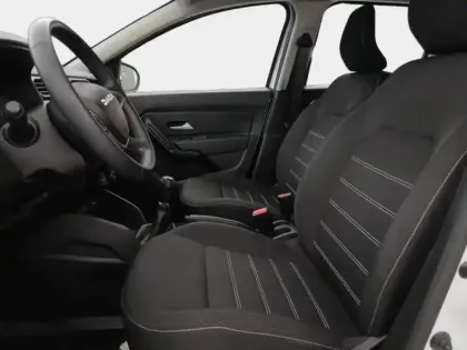 Photo 13 Dacia Duster  1.0 ECO-G 100ch Expression 4x2