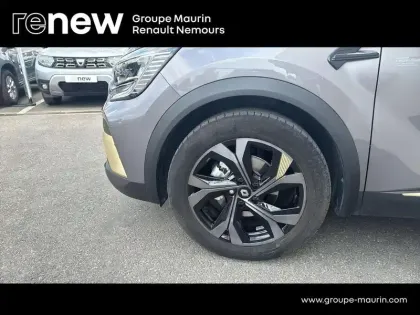 Photo 14 Renault Captur  1.6 E-Tech hybride 145ch Engineered
