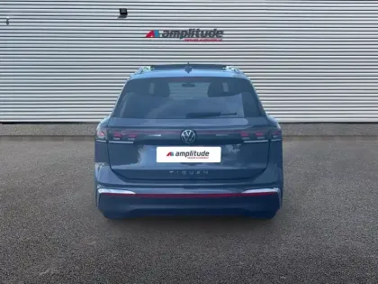 Photo 5 Volkswagen Tiguan  2.0 TDI 150ch Elegance DSG7