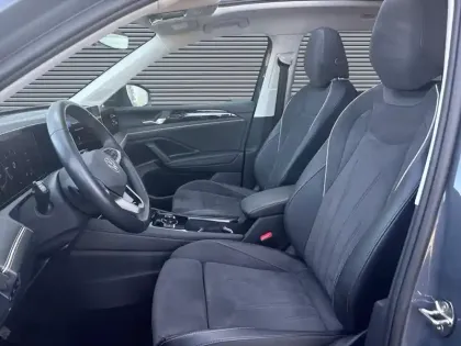 Photo 9 Volkswagen Tiguan  2.0 TDI 150ch Elegance DSG7