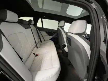 Photo 9 BMW Serie 5 Série 5 Touring 550e 489ch M Sport xDrive