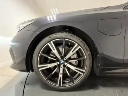 Photo 8 BMW Serie 5 Série 5 Touring 550e 489ch M Sport xDrive