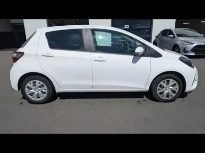Photo 7 Toyota Yaris  110 VVT-i France 5p RC18
