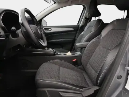 Photo 43 Renault Arkana  1.6 E-Tech hybride 145ch Techno -22