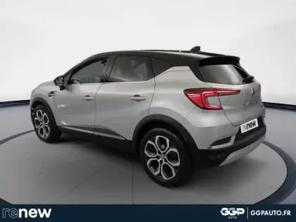 Photo 32 Renault Captur  1.6 E-Tech hybride 145ch Techno