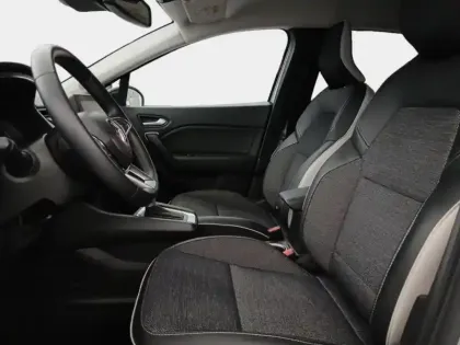 Photo 13 Renault Captur  1.6 E-Tech hybride 145ch Techno