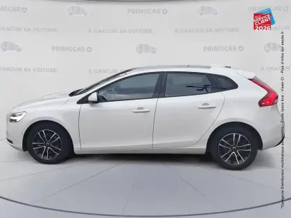 Photo 8 Volvo V40  T2 122ch Momentum