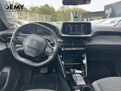 Photo 7 Peugeot 208  Electrique 50 kWh 136ch