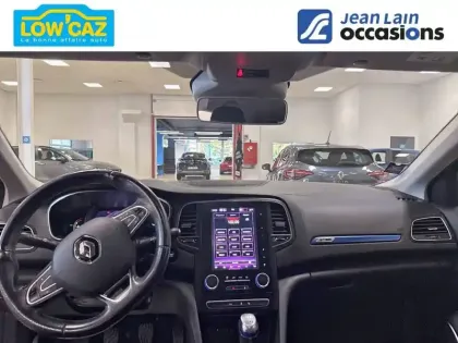 Photo 17 Renault Megane Mégane IV Berline TCe 130 Energy