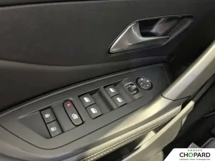 Photo 15 Peugeot 308  Hybrid 136 e-DCS6