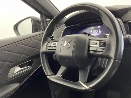 Photo 23 DS DS 7 DS7 Crossback Hybride E-Tense 225 EAT8