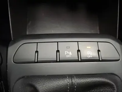 Photo 27 Kia Stonic  1.0 T-GDi 120 ch ISG BVM6