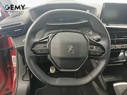 Photo 12 Peugeot 2008  PureTech 130 S&S BVM6