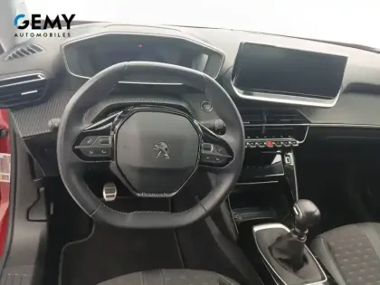Photo 7 Peugeot 2008  PureTech 130 S&S BVM6