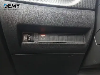 Photo 20 Peugeot 2008  PureTech 130 S&S BVM6