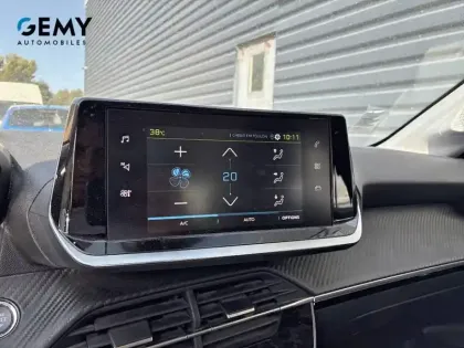 Photo 16 Peugeot 208  Electrique 50 kWh 136ch