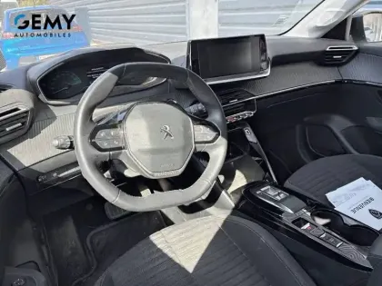Photo 7 Peugeot 208  Electrique 50 kWh 136ch