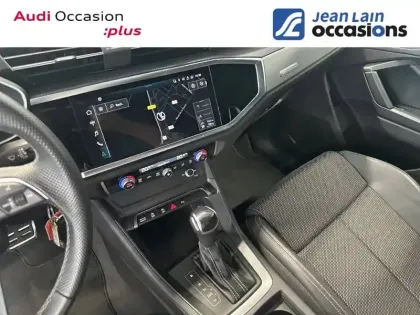 Photo 12 Audi Q3  35 TFSI 150 ch S tronic 7