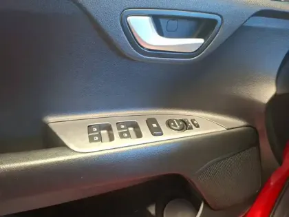 Photo 15 Kia Rio  1.0L T-GDi 100 ch ISG