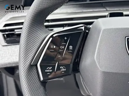 Photo 12 Peugeot 3008  Electrique 210 ch 73 kWh