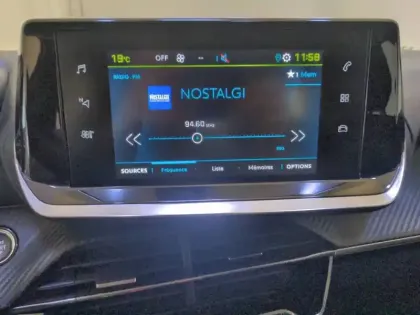 Photo 13 Peugeot 208  Electrique 50 kWh 136ch