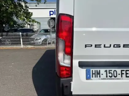 Photo 16 Peugeot Boxer  FGN 3.3 T D L2H2 140 CH MANUELLE