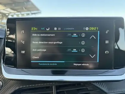 Photo 14 Peugeot 208  Electrique 50 kWh 136ch
