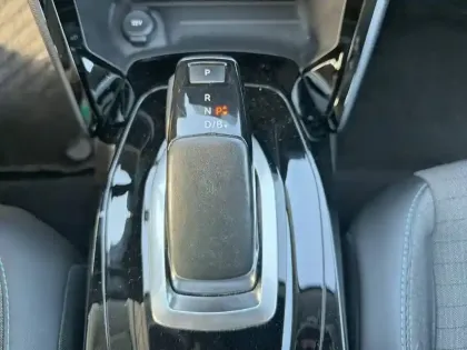 Photo 13 Peugeot 208  Electrique 50 kWh 136ch