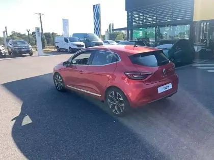 Photo 19 Renault Clio  E-Tech 140